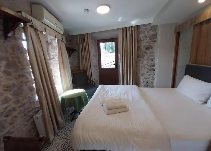 Yesiltepe Budget * Esmirna